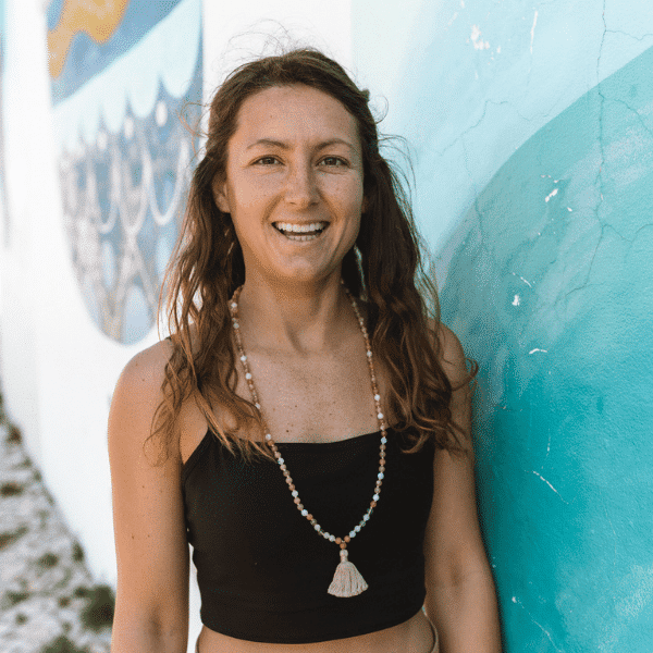 Schwangerschaftsyoga Lehrerin Prenatal Yoga Katharina Maloun