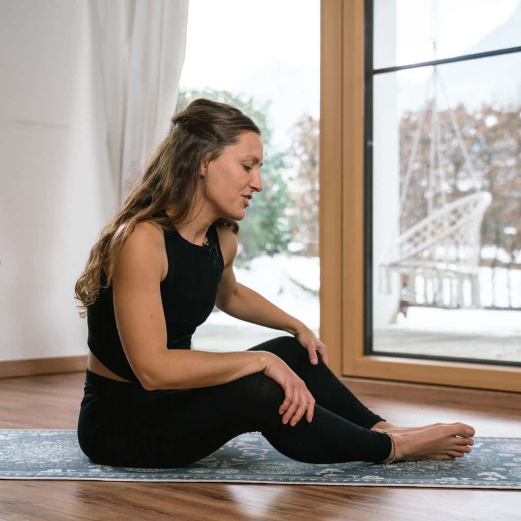 yoga beckenboden bauch innere organe fruehes wochenbett
